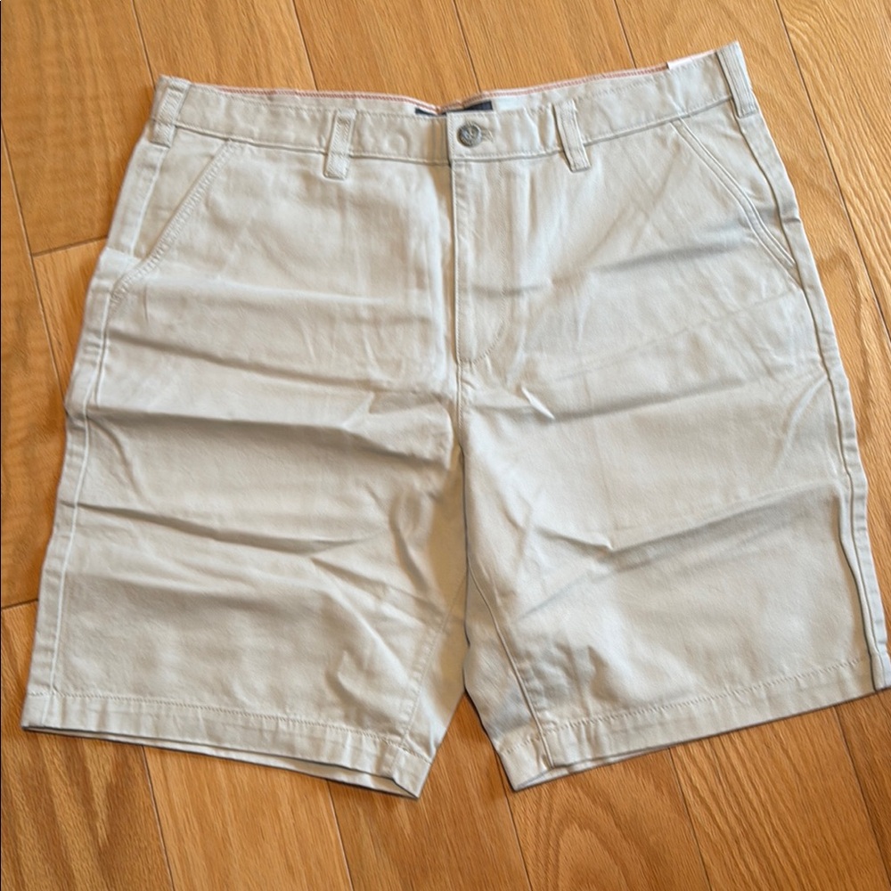 Cream Flat Front Shorts for casual summer wear
